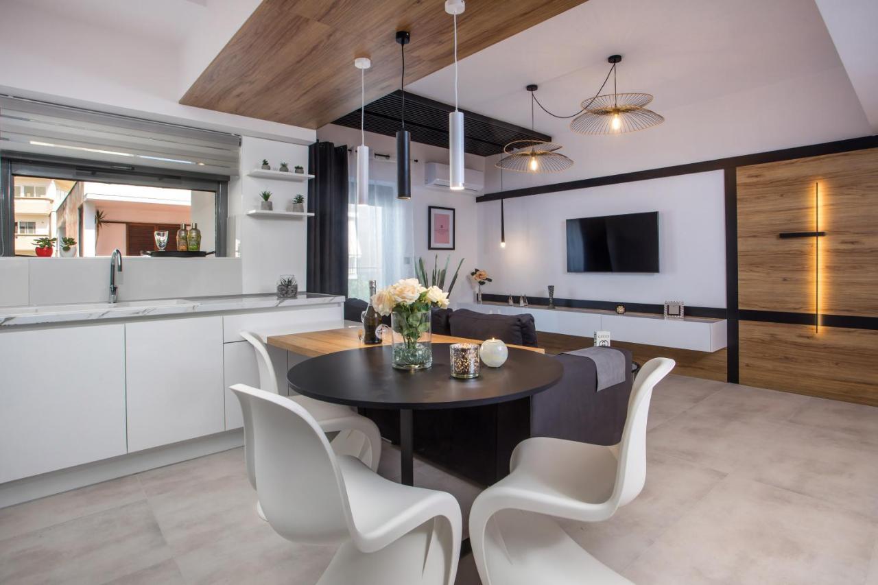 Rhodes Diamond Luxury Flat In The Heart Of Town Appartement Rhodes City Buitenkant foto
